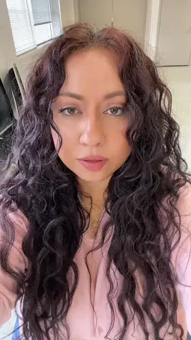 Celebrando Día Mundial de la Salud Mental con pura energia positiva 😊.  #chingona #latina #diamundialdelasaludmental #worldmentalhealthday #mentalhwalthawareness #mentalhealthadvocate #funnyreel #reelschistosos 