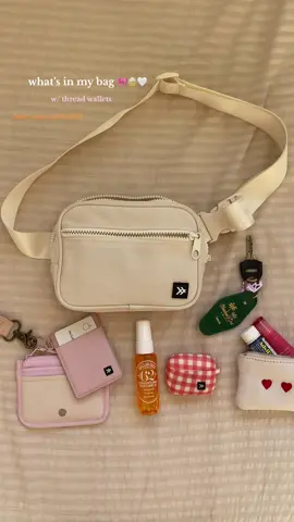 my go to bag with my essential <3  you can awlays use  “urpumpkin3120” to get 20% off from @Thread Wallets 💌 #gotobag #cleangirlaesthetic #threadwallets #whatsinmybag #threadwalletspartner 