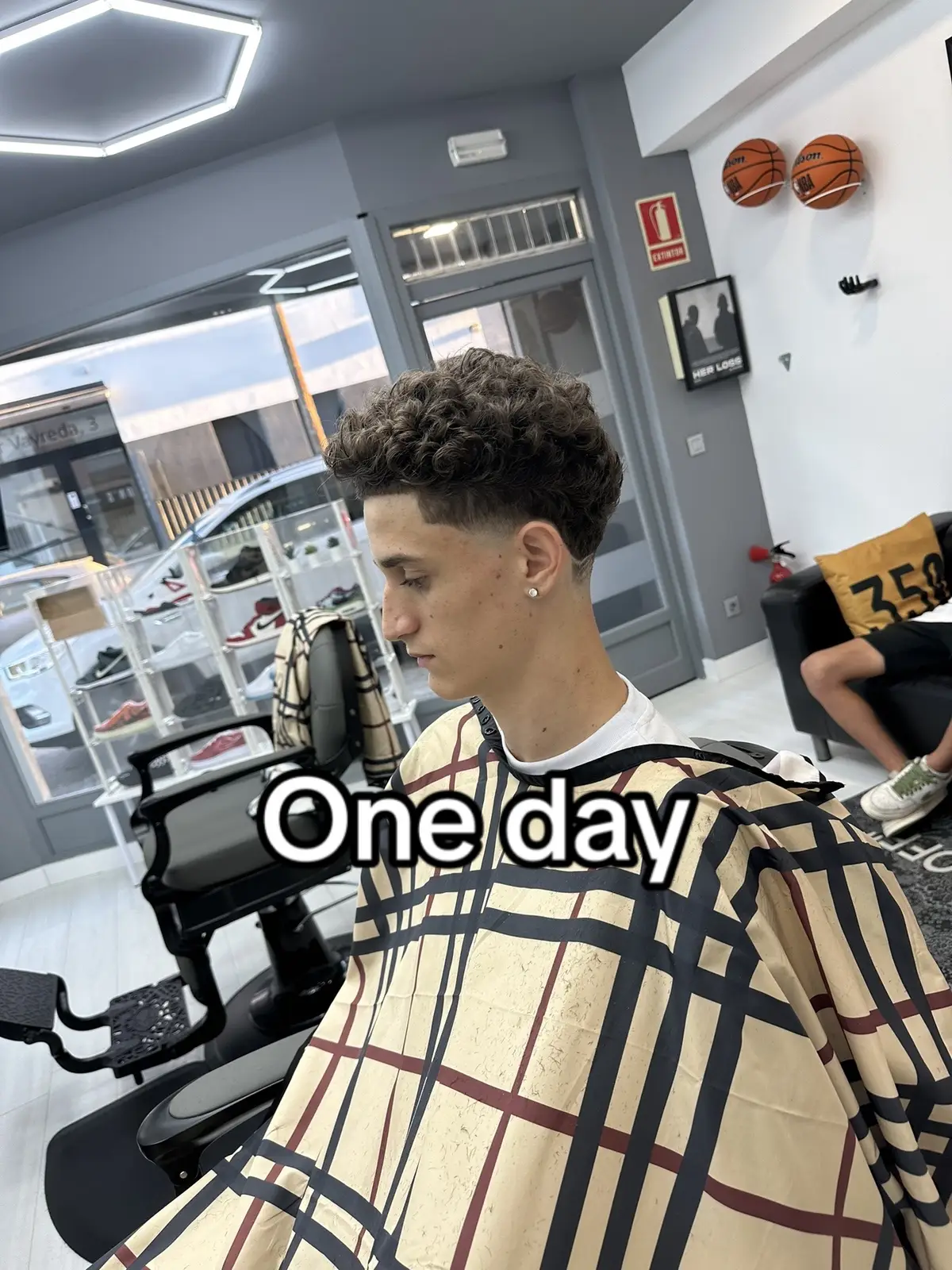 One day #parati #foryou #barbershop #fypシ 