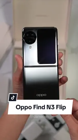A Flip phone with 3 cameras! Could the Oppo Find N3 Flip be the best “flip phone” option to take with you on a trip to capture your memories? #oppo #oppofindn3flip #findn3flip #findn3series #flipphone #foldablephone #unboxing 
