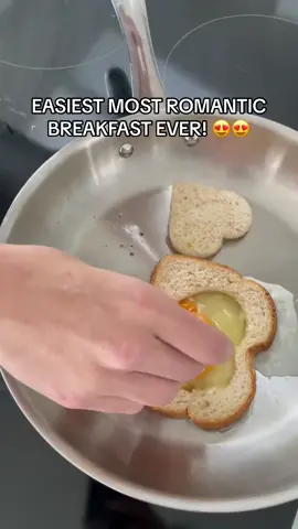 EASIEST MOST ROMANTIC BREAKFAST EVER! 😍😍