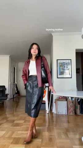 Styling three vintage leather pieces - can’t decide how i feel about it ♥️🖤🤎 #OOTD #fallfashion #nycfashion #vintageleatherjacket #outfitinspo #outfitideas #pinterestoutfit #grwm #fitcheck 
