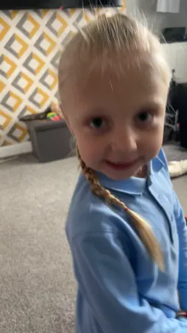 Full day at school and her hairs still newrly perfect 😍 #hairstyles #fypシ #hair #foryou #daughter #iloveyou #mygirl #xybca 