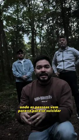 FLORESTA DO SUICÍDIO  Em meio a tanta tecnologia, um país conhecido mundialmente por sua beleza, gentileza e disciplina, No Japão há uma floresta aonde pessoas vem de inúmeros lugares para se suicidar, AOKIGAHARA, mais conhecido como a FLORESTA DO SUICÍDIO é o nome desse lugar aonde oitenta pessoas são ceifadas, por ano. Essa floresta é a segunda no ranking mundial de suicídio e o número um do Japão. Mais gritante ainda é saber que a faixa etária das pessoas que tiram suas próprias vidas, são jovens de 12 à 17 anos. Mas, nós cremos que o nosso Deus é fonte de vida eterna! Cremos que Jesus morreu para que nós tivéssemos vida em abundância. Por isso oramos e clamamos para que o Senhor guarde essa nação e a liberte de todo espírito de morte para honra e glória do Seu nome! 🇯🇵🇧🇷