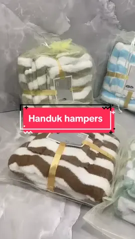 Handuk hampers motif... only @23k 😍😍😍#hampers #handuk #handuk2in1 #handukhampers #grosir #sekawangrosirbalikpapan 