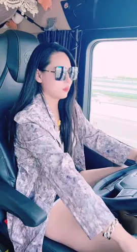 #Master2023byTikTok #girldriver #girlchina #girldriver #truck #trucking #chinatruck #girls 