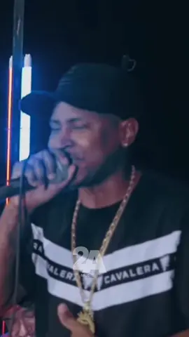 Mc PQD  ta sendo visto de longe 🎶