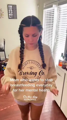 This was my first post that ever went viral! Also my hair was so long! 😂 #fyp #onthisday #momtok #breastfeeding #boobietok #mama #oneyearagotoday #viralvideo #viral 