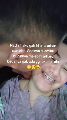 lagi tutorial cium pipi yang ada suaranya kayak mas arhan🤭🤣 #arhanzize 