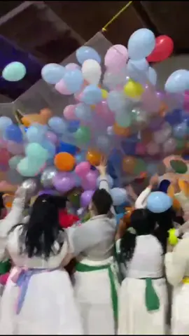 Saravá todos os erês 💕 #umbanda #ere #tenda #tueg #azul #rosa #ogunhe #okearo #paidesanto #curimba #guias #festa #axe #atabaque #festadeere #cosmeedaminhao #fe #felicidade #alegria #gira #giradeumbanda 