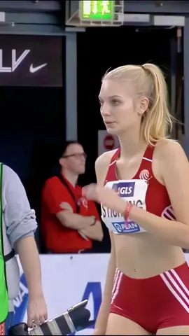 high jump beautiful girl 😍 #highjump #highjumper #girls #fyp 