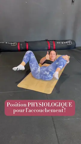 Découvre comment adapter la position gynécologique pour ton accouchement 🙋🏼‍♀️ Tu sais à quel point on adore le périnée 🌸 On te montre quelques TIPS pour adapter la position d’accouchement, si tu le peux 🤭 Dans l’objectif de PROTÉGER ton périnée 💪🏻 Est-ce que tu avais déjà entendu parler de ces adaptations ? 🕵🏼‍♀️ #sport #santé #health #women #coach #Fitness #physiotherapie #kine #kinedusport #conseil #accouchement #physiologique #physiologicalbirth 