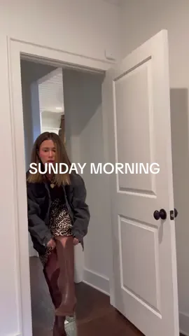 HAPPY SUNDAY✨🌦️❤️‍🔥its always a race for me to get ready before the kids wake up! And not the end😭#momoffour #morningroutine #MomsofTikTok #morningvlog #sundaymorning #morningproductivity #realmomlife #motherhood 