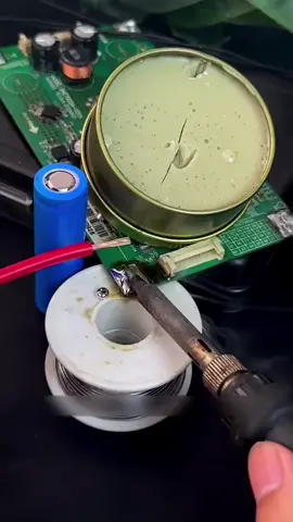 This is why you need the correct flux before welding