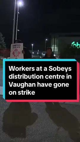 Members of Teamsters Local 4-1-9 picketing last night outside the warehouse on Hungtinton Road in the Highway 427 and Langstaff area.  For more, go to CP24.com #CP24 #cp24news #sobeys #strike 