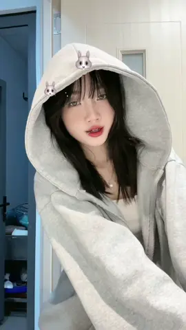 Nhìn tên mới biết Huyen Bach😌 dc: @𝕳𝖆̉𝖎 𝕯𝖆𝖜𝖓𝖌 𝕿𝖗🥀 
