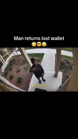 Man returns lost wallet