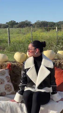 Fall fashion 🖤>>>  #falloutfits2023 #falloutfits2023 #falloutfitinspo #fallfashion #fallaesthetic #falltransitionoutfit  