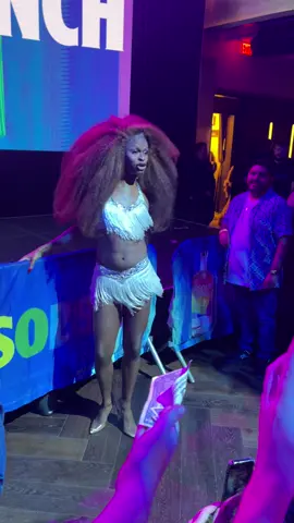 #DragRace winner Symone brought the house down at #nycwff’s drag brunch 👑🎉