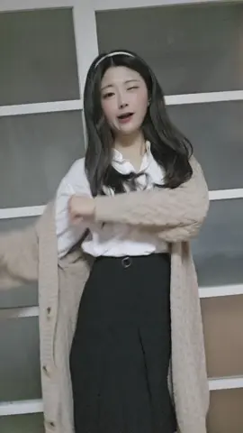 벌써 롱가디건의 계절이 오다니 🍂 #추천 #추천떠라 #추천간판 #trending #viralvideo #koreangirl 
