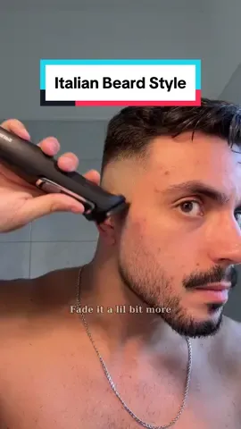 Italian Beard Style🇮🇹💈#beard #trimmer #italianstyle #italianbeard #grooming #mensfashion 