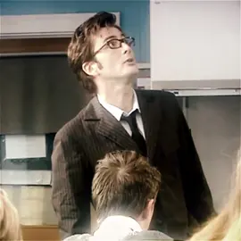 i was failing chemistry … he ate up this whole episode || #fyp #edit #davidtennant #doctorwho 