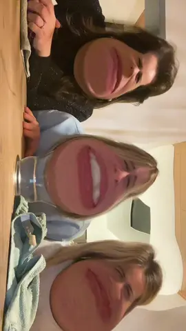 Funny moments with those 2 🤣🤍 #filterchallenge #funnyface #uglyface #squashface #scared #strikingface #bigface #besties #BestFriends #trending #fyp #waterchallengefail 