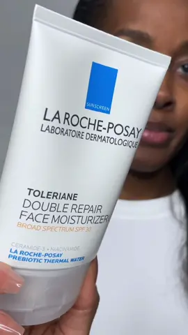 Wear your spf everyday girls! @LaRochePosayUS #larocheposay #wearspfeveryday #tolerianedoublerepair Toleriane Double Repair Face Moisturizer with SPF 