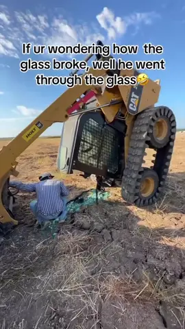 How yall think this one happend  #construction #constructionworker #constructiontips #constructionsite #farm #farmlife #farming 