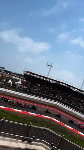 MotoGP 2023 @Mandalika Tiba-tiba pembalap #motogp #motogpindonesia #motogp2023 #mandalika #mandalikacircuit #mandalikamotogp 