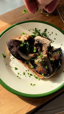 Umami heaven 🧈🍄 #miso #toast #xyzabc #fyp 