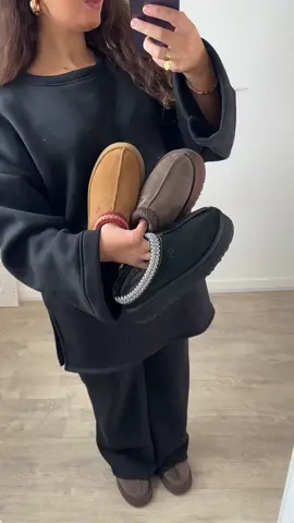 Ugg  TAZZ AUTHENTIQUES @SneaksByAd 🫶🏽 ensemble disponible en plusieurs couleurs sur notre site jawshop.fr 