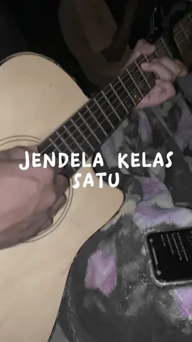 request an viewer😁 Jendela kelas satu (cover) #jendelakelassatu #cover #indomusik #coverlaguviral #covergitar #coverakustik #fypシ゚viral #fyp 