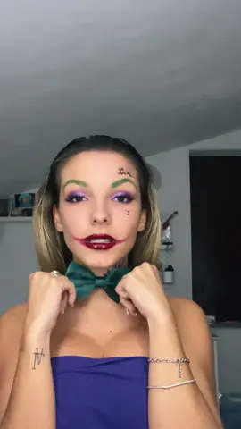 Halloween make up : 1 🃏💚