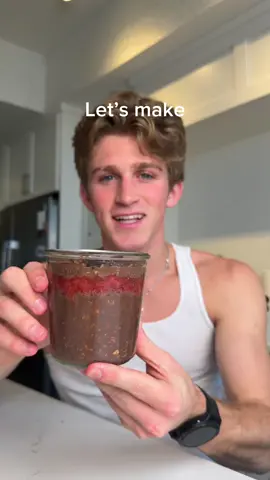 Chocolate Strawberry Overnight Oats 🥣🍫🍓 #food #Recipe 