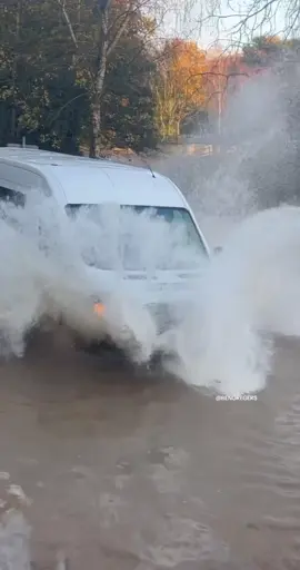 Wait For The White Smoke…😭😬 #FYP #Fails #Oops #Ruffordford #BENGREGERS #Notts #Leicestershire #Waterygatelane #Essex #Flooded #wow #cars #Splash (Youtube: BENGREGERS)