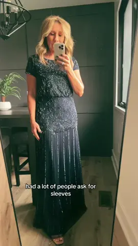 Mother of the bride, or mother of the groom dress ✨  let me know what you think of this one. If you need a link, just comment below. #motherofthebride #Motherofthegroom #mob #mog #mobdress #mogdress 