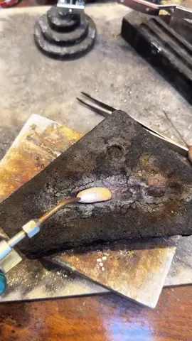 Hello TikTok! I’m Libby and im a contemporary jeweller. Follow me for jewellery making videos! Here i am making a buttery 9ct yellow gold wedding band. #wedding #weddingring #weddingband #processvideo 