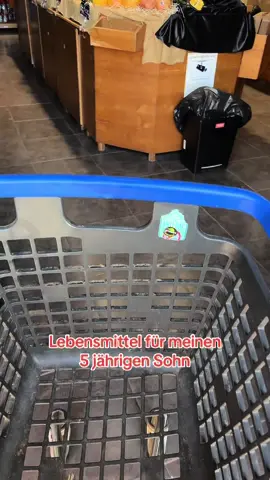 Wie süß er am Ende hilft 🥰 lnsta: el.chabbo 