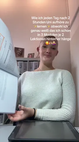Es macht so viel Spaß 🥰🤡 #studieren #studium #semsterstart #fyp #iu #beachlor 