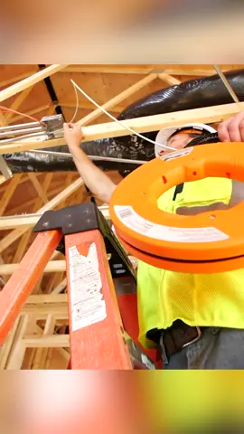 Choose your favorite type of fish tape and make your job easier! With numerous fish tap options, it is easy to find a perfect fit with Klein.