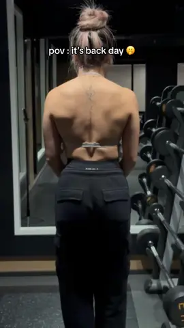 back day = best day 😁 #backday #backmuscles #gym #GymTok #Fitness #fitnessmotivation #gymmotivation #gymprogress #flex #muscles #gymgirl #asian #girlswholift #asiangirl #shredded #gains #gymrat #latspread 