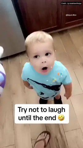Look at the end…😂 Funny babies compilation 😊 Try not to laugh #Funnybaby #Babytiktok #Baby #Funnykids #Cutebaby #Failvideo #Fyp #Viral #Foryou 