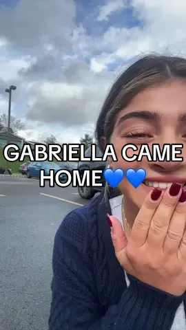Gabriella came home!!! Best suprise ever 💙💙 WE LOVE YOU 