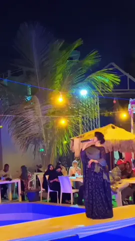 Wow amazing song  #roodakayf #goljanno #somalitiktok #muqdishotiktok #somalilandtiktok💚🤍❤ #mogadishu #hargeisa #foryou #foryoupage 