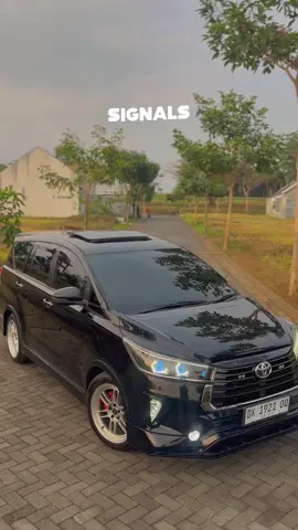 Innova reborn install panoramic Sunroof 😁🙏 Upgrade kisi AC Zenix set ☑️ Blue ice ambient light used ☑️ 📞📱 : 085331205936 Jln Pelabuhan tanjung kamal no 28, bakalan krajan, Sukun - Malang #instalasisunroof #sunroofmalang #malang_sunroof #instalasisunroofmalang #sunroofmobil #jualsunroof #fyp #CapCut #innova #cumicumi #cumicumidarat #dieselpower #innovareborn #innovareborncommunity #djcocomelon #cocomelon 