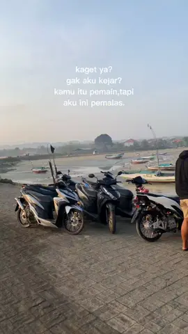 #CapCut pemain vs pemalas pemenangnya? #katakata #fypシ゚viral #setorywa #fypシ #bahanswmu #fyppp 