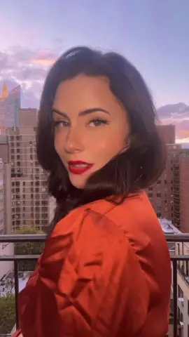 A beautiful sunset with city views calls for a dramatic video #nyc #sunset #cityviews #wildestdreams #taylorswift #fyp 