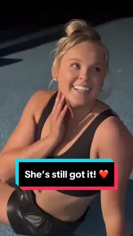 She’s still got it!!! 🤣 @JoJo Siwa #aldc #aldcalways #abbylee #dancemoms #cry #abbyleedancecompany #jojosiwa #abbyleemiller