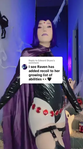 Replying to @Edward Skyes one of many abilities Raven posseses😎🖤#raven #teentitans #teentitanscosplay #ravencosplay #cosplay #cosplayer #fyp #raventeentitans #cosplaygirl 